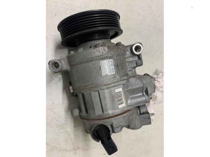 Gebruikte Aircopomp Volkswagen Golf Plus (5M1/1KP) 1.4 16V Prijs € 125,00 Margeregeling aangeboden door Autodemontage van de Laar