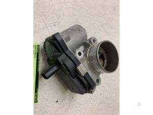 Gebruikte Gasklephuis Opel Karl 1.0 12V Prijs op aanvraag aangeboden door Autodemontage van de Laar