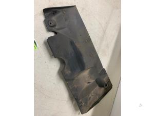 Gebruikte Beschermplaat bodem Peugeot Partner (GC/GF/GG/GJ/GK) 1.6 BlueHDI 75 Prijs op aanvraag aangeboden door Autodemontage van de Laar