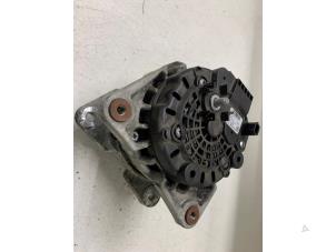 Gebruikte Dynamo Renault Twingo III (AH) 1.0 SCe 70 12V Prijs op aanvraag aangeboden door Autodemontage van de Laar