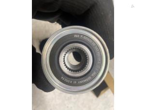 Nieuwe Dynamo poelie Volkswagen Golf IV (1J1) 1.9 TDI 100 4Motion Prijs op aanvraag aangeboden door Autodemontage van de Laar