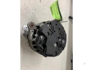 Gebruikte Dynamo Volkswagen Transporter T6 2.0 TDI 150 Prijs op aanvraag aangeboden door Autodemontage van de Laar