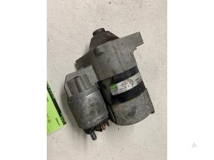 Gebruikte Startmotor Renault Clio III (BR/CR) 1.2 16V TCe 100 Prijs op aanvraag aangeboden door Autodemontage van de Laar
