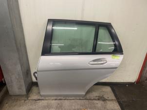 Gebruikte Deur 4Deurs links-achter Mercedes C Estate (S204) 1.6 C-180K 16V BlueEfficiency Prijs op aanvraag aangeboden door Autodemontage van de Laar