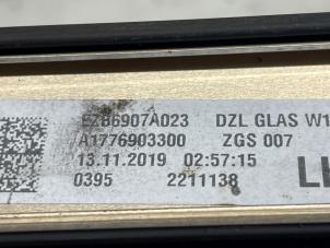 Gebruikte Daklijst links Mercedes A (177.0) 2.0 A-220 Turbo 16V Prijs op aanvraag aangeboden door Autodemontage van de Laar