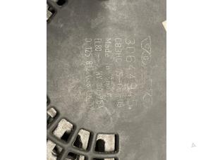 Gebruikte Alternator Volvo XC60 I (DZ) 2.0 T5 16V Prijs € 70,00 Margeregeling aangeboden door Autodemontage van de Laar