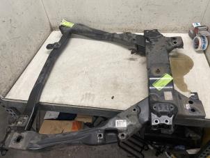 Gebruikte Subframe Opel Karl 1.0 12V Prijs € 150,00 Margeregeling aangeboden door Autodemontage van de Laar