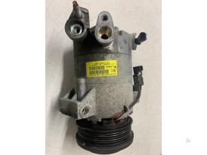 Gebruikte Aircopomp Ford Focus 3 Wagon 1.0 Ti-VCT EcoBoost 12V 125 Prijs op aanvraag aangeboden door Autodemontage van de Laar