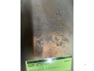 Gebruikte Uitlaat Einddemper Hyundai i10 (F5) 1.2i 16V Prijs € 35,00 Margeregeling aangeboden door Autodemontage van de Laar