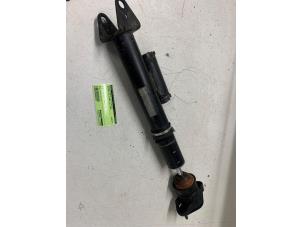 Gebruikte Achterpoot rechts Mercedes GLE Coupe (C292) 350d 3.0 V6 24V BlueTEC 4-Matic Prijs op aanvraag aangeboden door Autodemontage van de Laar