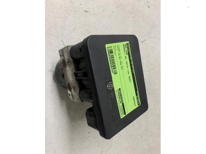 Gebruikte ABS Pomp Renault Vel Satis (BJ) 3.5 V6 24V Autom. Prijs op aanvraag aangeboden door Autodemontage van de Laar