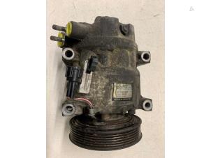 Gebruikte Pomp Airco Renault Vel Satis (BJ) 3.5 V6 24V Autom. Prijs € 100,00 Margeregeling aangeboden door Autodemontage van de Laar