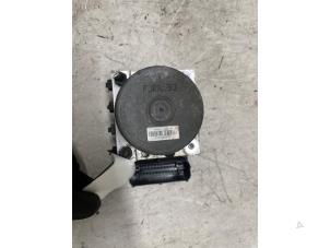 Gebruikte ABS Pomp Hyundai i10 (F5) 1.2i 16V Prijs € 65,00 Margeregeling aangeboden door Autodemontage van de Laar