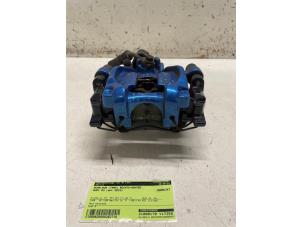 Gebruikte Remklauw (Tang) rechts-achter Audi A3 Sportback (8VA/8VF) 1.4 TFSI 16V e-tron Prijs € 125,00 Margeregeling aangeboden door Autodemontage van de Laar