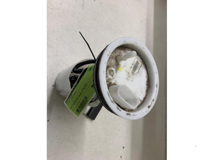 Gebruikte Benzinepomp Volkswagen Up! (121) 1.0 12V 60 Prijs € 50,00 Margeregeling aangeboden door Autodemontage van de Laar