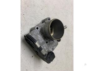 Gebruikte Gasklephuis Kia Picanto (TA) 1.2 16V Prijs € 50,00 Margeregeling aangeboden door Autodemontage van de Laar