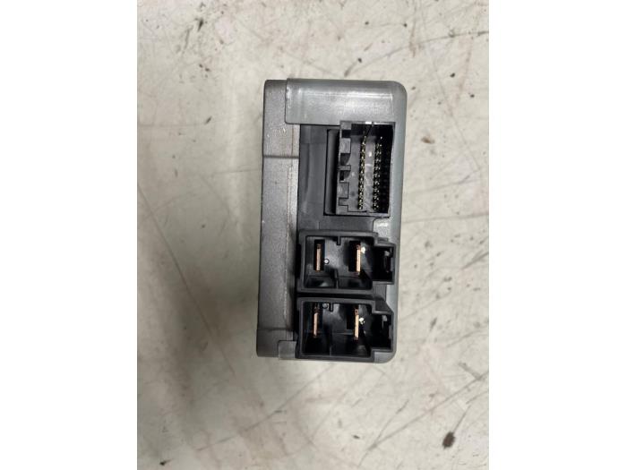 Gebruikte Computer Stuurbekrachtiging Suzuki Swift (ZA/ZC/ZD1/2/3/9) 1.3 VVT 16V Prijs € 35,00 Margeregeling aangeboden door Autodemontage van de Laar