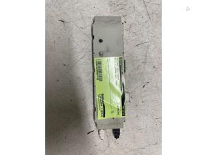 Gebruikte Antenne Versterker Mini Clubman (R55) 1.6 16V Cooper Prijs € 25,00 Margeregeling aangeboden door Autodemontage van de Laar