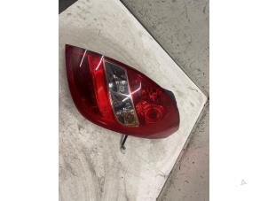 Gebruikte Achterlicht rechts Hyundai i20 1.2i 16V Prijs € 35,00 Margeregeling aangeboden door Autodemontage van de Laar