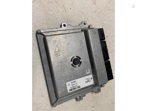 Gebruikte Computer Motormanagement Dacia Logan MCV III/Sandero Wagon (SD07) 0.9 TCe 90 12V GPL Prijs € 125,00 Margeregeling aangeboden door Autodemontage van de Laar