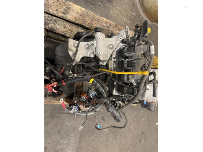Gebruikte Motor Dacia Sandero I (BS) 1.2 16V Prijs € 500,00 Margeregeling aangeboden door Autodemontage van de Laar