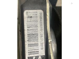 Gebruikte Veiligheidsgordel rechts-voor Renault Megane IV Estate (RFBK) 1.2 Energy TCE 130 Prijs € 150,00 Margeregeling aangeboden door Autodemontage van de Laar