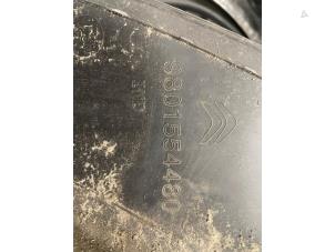 Gebruikte Wielrand achter Citroen C4 Cactus (0B/0P) 1.2 PureTech 82 12V Prijs € 35,00 Margeregeling aangeboden door Autodemontage van de Laar