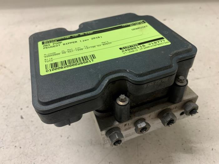 Gebruikte ABS Pomp Peugeot Bipper (AA) 1.3 BlueHDi 80 16V Prijs op aanvraag aangeboden door Autodemontage van de Laar