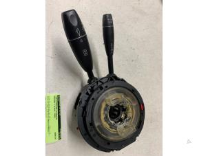 Gebruikte Combischakelaar Stuurkolom Mercedes C (W204) 2.2 C-220 CDI 16V Prijs op aanvraag aangeboden door Autodemontage van de Laar