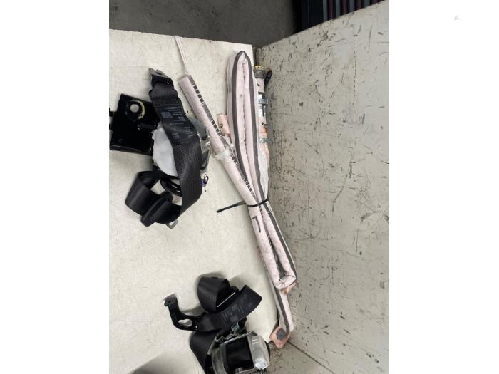 Airbag Set+Module van een Vauxhall Astra Mk.7 1.6 CDTI 16V 2018