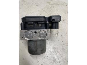 Gebruikte ABS Pomp Opel Astra Mk.7 1.6 CDTI 16V Prijs € 100,00 Margeregeling aangeboden door Autodemontage van de Laar