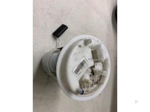 Gebruikte Benzinepomp Fiat 500 (312) 0.9 TwinAir 80 Prijs op aanvraag aangeboden door Autodemontage van de Laar