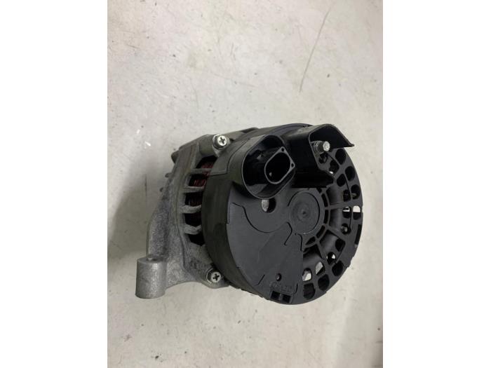 Dynamo van een Fiat 500 (312) 0.9 TwinAir 80 2018