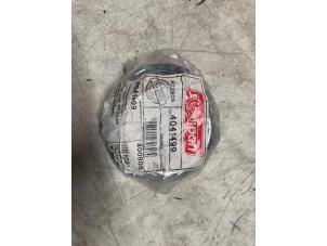 Nieuwe Afdekplaat mistlamp links Peugeot 307 Prijs € 42,35 Inclusief btw aangeboden door Autodemontage van de Laar