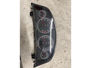 Gebruikte Kilometerteller KM Opel Vectra C Caravan 1.8 16V Prijs € 50,00 Margeregeling aangeboden door Autodemontage van de Laar