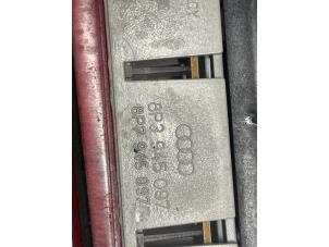 Gebruikte Extra Remlicht midden Audi A3 Cabriolet (8P7) Prijs op aanvraag aangeboden door Autodemontage van de Laar