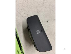 Gebruikte Schakelaar Opel Mokka/Mokka X 1.4 Turbo 16V 4x2 Prijs op aanvraag aangeboden door Autodemontage van de Laar