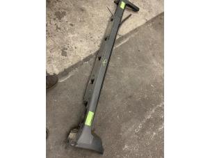 Gebruikte Zijskirt rechts Opel Mokka/Mokka X 1.4 Turbo 16V 4x2 Prijs € 50,00 Margeregeling aangeboden door Autodemontage van de Laar