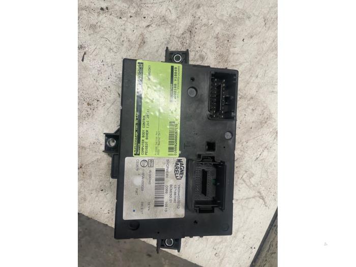Computer Body Control van een Peugeot Boxer (U9) 2.2 HDi 150 2013