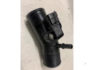 Gebruikte Map Sensor (inlaatspruitstuk) Ford Focus 3 1.0 Ti-VCT EcoBoost 12V 100 Prijs op aanvraag aangeboden door Autodemontage van de Laar
