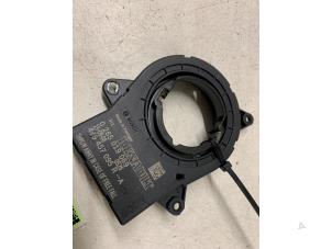 Gebruikte Stuurhoek sensor Dacia Logan MCV II/Sandero Wagon (7S) 0.9 TCE 12V Prijs € 40,00 Margeregeling aangeboden door Autodemontage van de Laar