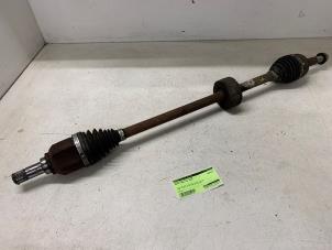 Gebruikte Aandrijfas rechts-voor Dacia Logan MCV II/Sandero Wagon (7S) 0.9 TCE 12V Prijs op aanvraag aangeboden door Autodemontage van de Laar