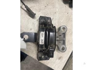 Gebruikte Motorrubber Opel Karl 1.0 12V Prijs op aanvraag aangeboden door Autodemontage van de Laar