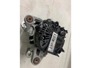 Gebruikte Dynamo Renault Clio III (BR/CR) 1.2 16V 75 Prijs op aanvraag aangeboden door Autodemontage van de Laar