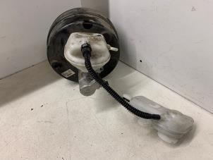 Gebruikte Rembekrachtiger Ford Transit Custom 2.2 TDCi 16V Prijs op aanvraag aangeboden door Autodemontage van de Laar