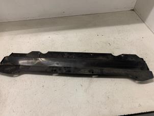 Gebruikte Luchtgeleider Ford Transit Custom 2.2 TDCi 16V Prijs € 50,00 Margeregeling aangeboden door Autodemontage van de Laar