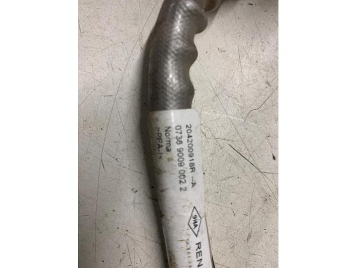 Brandstofleiding van een Renault Trafic (1FL/2FL/3FL/4FL) 2.0 dCi 16V 110 2024