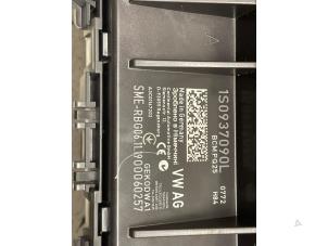 Gebruikte Sam module Volkswagen Up! (121) 1.0 12V 60 Prijs € 150,00 Margeregeling aangeboden door Autodemontage van de Laar