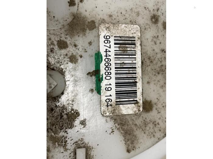 Gebruikte Benzinepomp Peugeot 208 I (CA/CC/CK/CL) 1.2 Vti 12V PureTech Prijs € 50,00 Margeregeling aangeboden door Autodemontage van de Laar