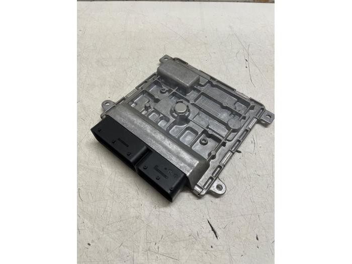 Gebruikte Computer Motormanagement Mercedes A Limousine (177.1) 1.3 A-200 Turbo Prijs € 200,00 Margeregeling aangeboden door Autodemontage van de Laar